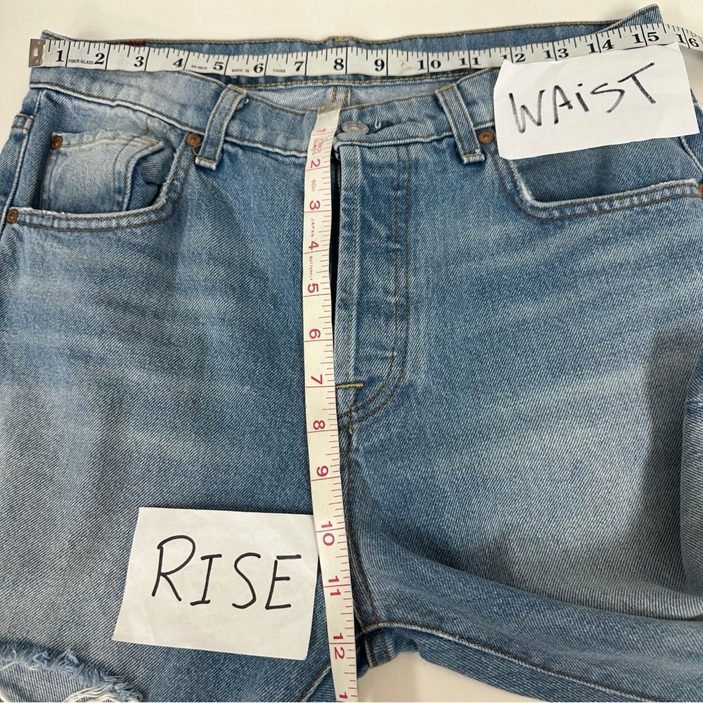 7 For All Mankind Womens Destroyed Button Fly Denim Cropped Jeans Sz 28 - Picture 8 of 12